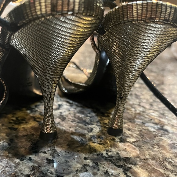 Authentic Fendi T strappy heels - Picture 6 of 12
